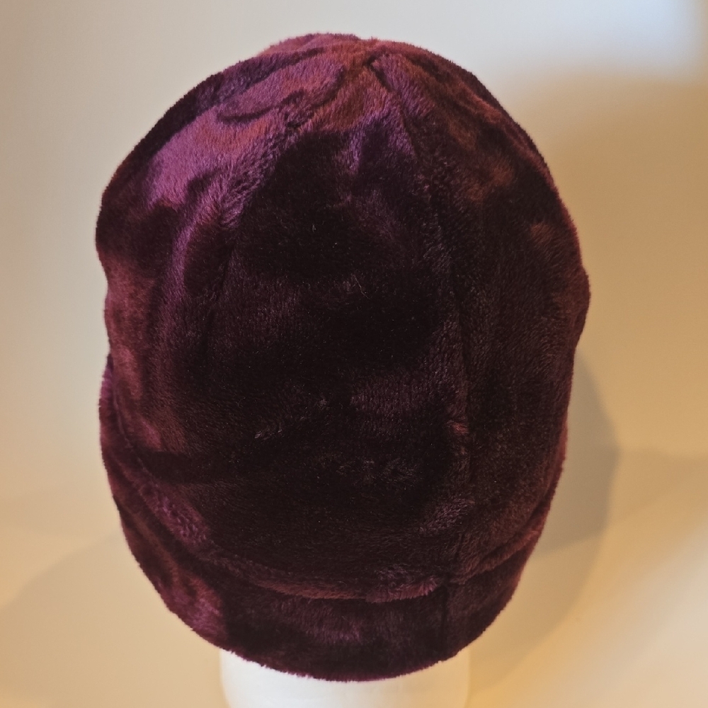 32 Degrees Plush Purple/Burgundy  Women's Hat - Picture 3 of 7